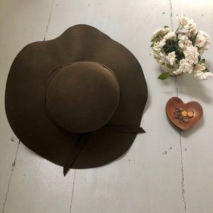 Vintage Green Floppy Hat